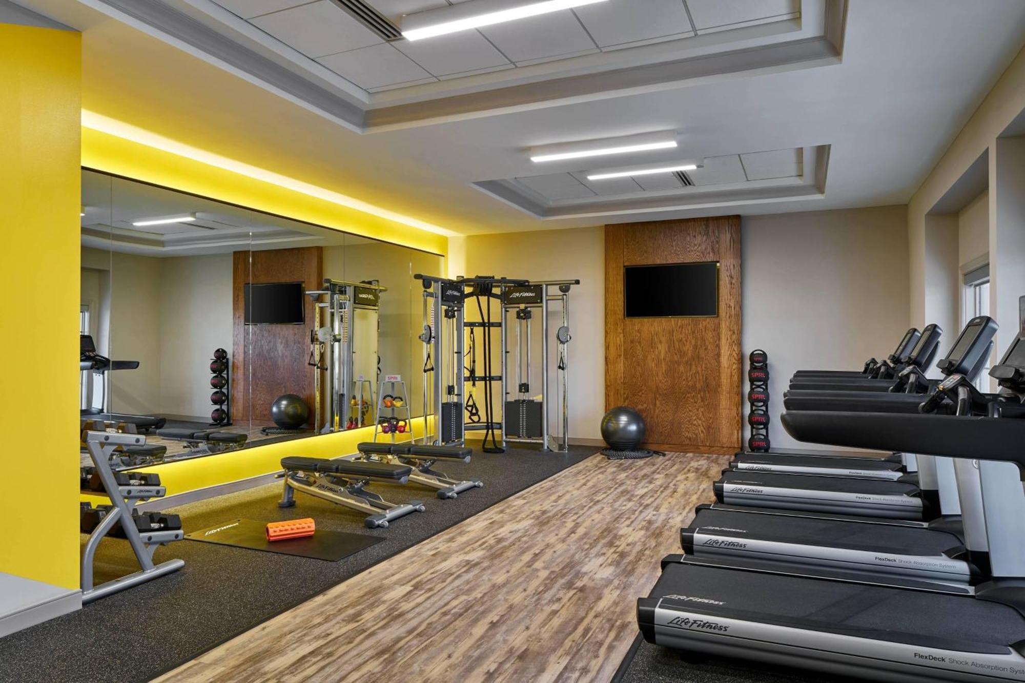 Delta Hotels By Marriott Norfolk Airport מראה חיצוני תמונה